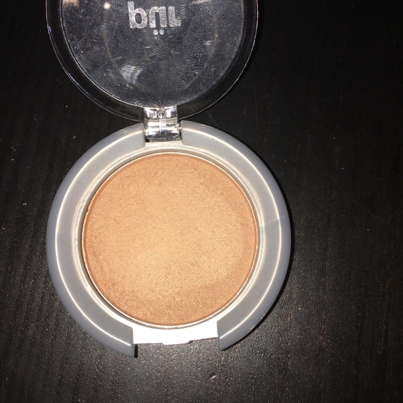 Pür Baked Bronzer - Picture 3 of 3